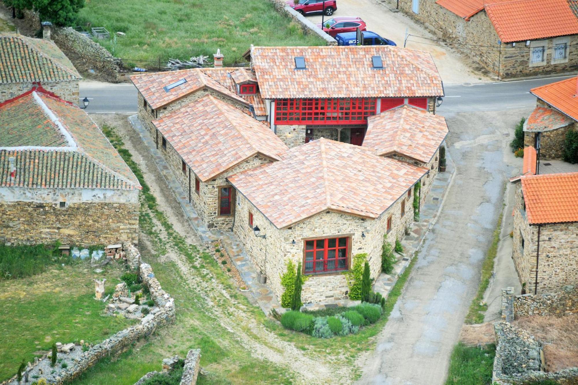 Affittacamere Via Avis Santa Catalina de Somoza Esterno foto